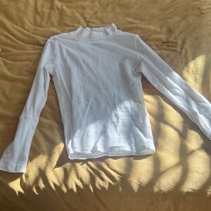 Elegant White Ribbed Long Sleeve Top